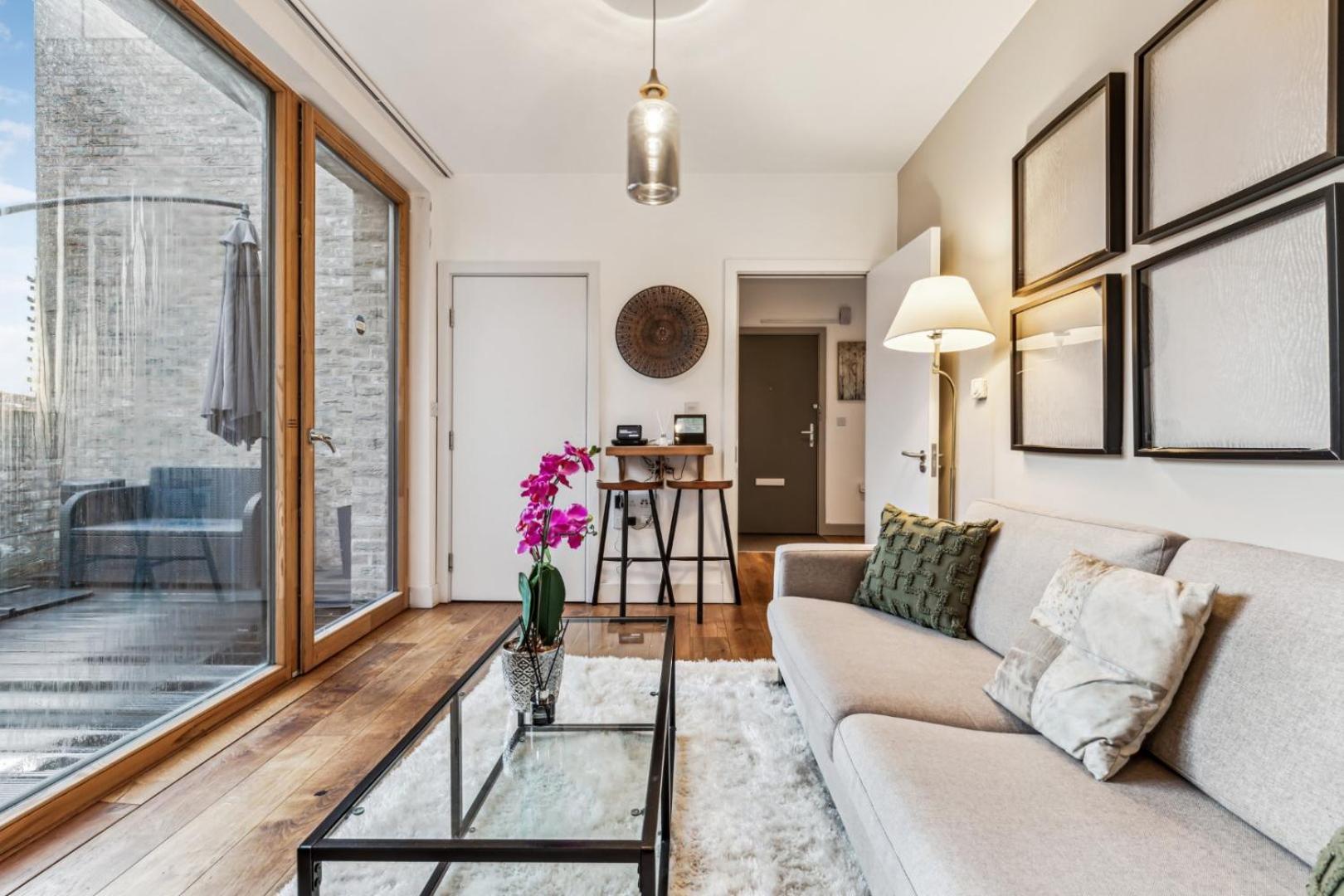 Modern Designed 2 Bed Penthouse Sleeps Five Appartamento Londra